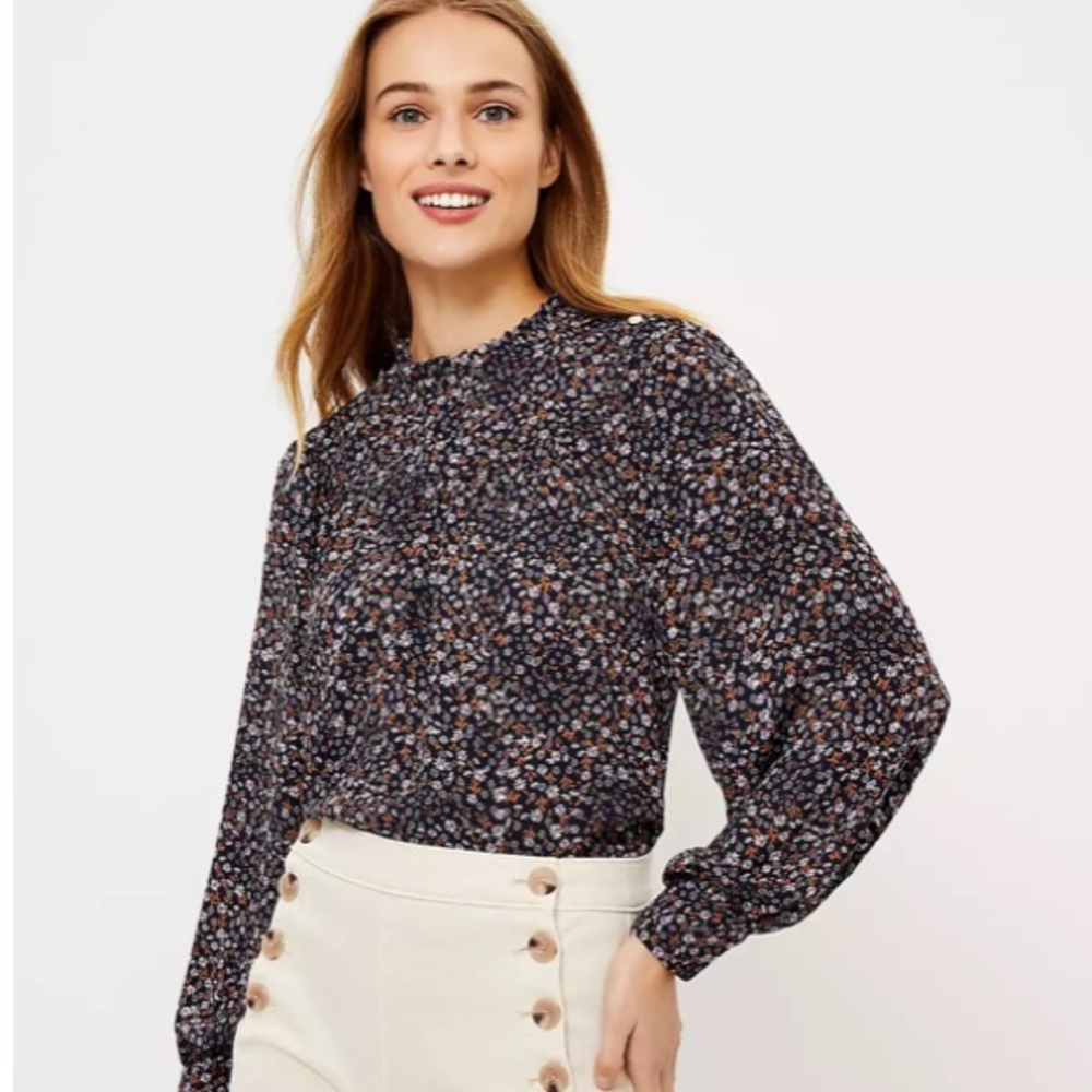 🆕 Loft Floral Ruffle Neck Bib Blouse